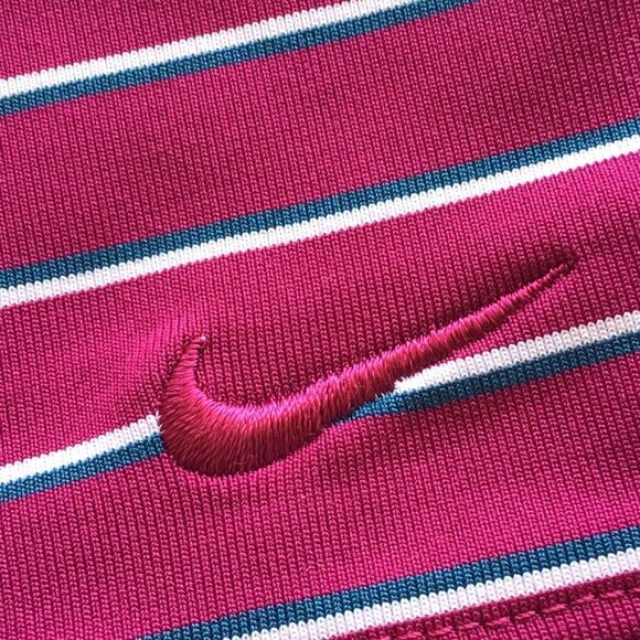 Nike Dri-Fit Magenta Stripe Sleeveless Quarter Button Performance Golf Shirt - Picture 16 of 16
